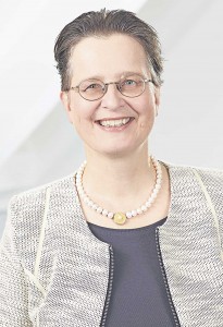Dr. Henriette Meissner, Stuttgarter Versicherung