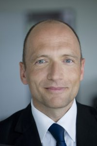 „Vertrauen ist die zentrale Währung“ - so Prof. Dr. Volker Gruhn, Aufsichtsratsvorsitzender der adesso AG.